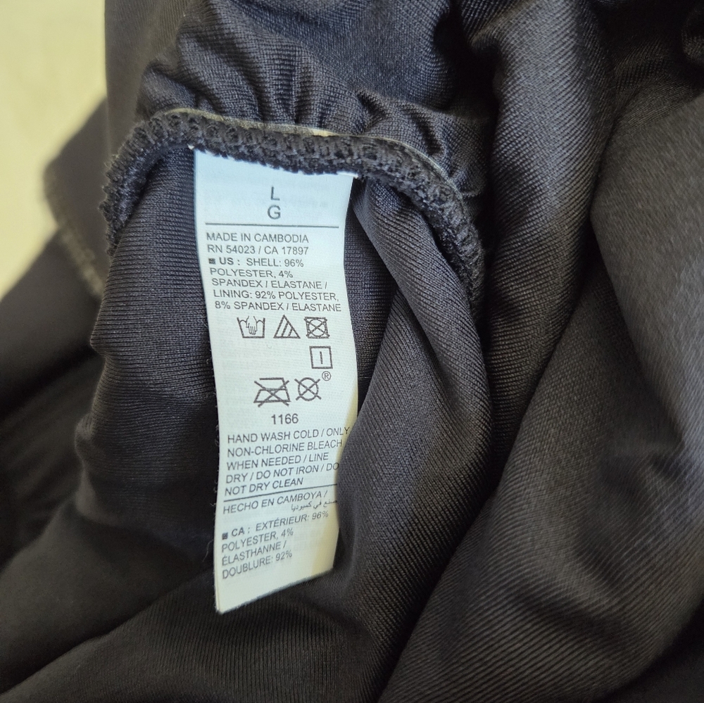 NWT Old Navy Twist Front Nursing Swimsuit - Picture 8 of 10